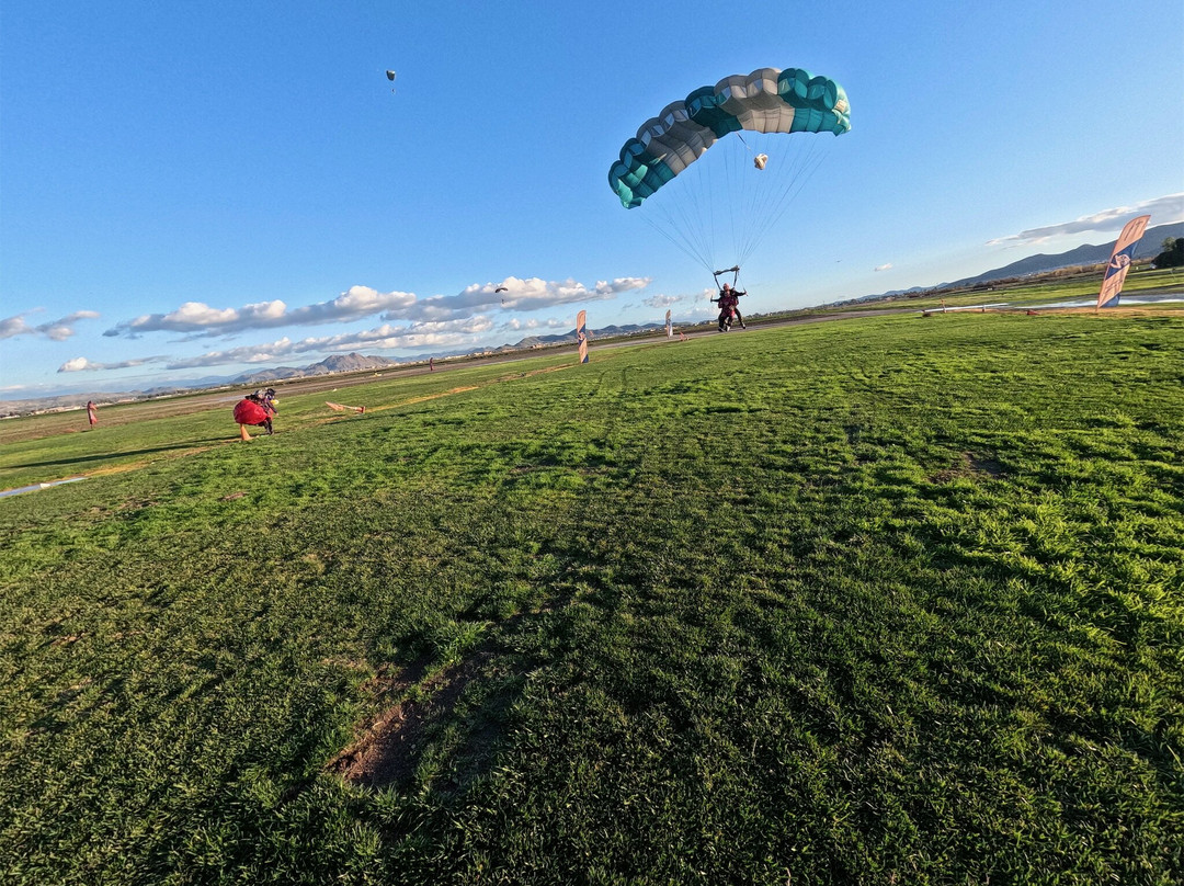 Skydive Perris-佩里斯必去景点