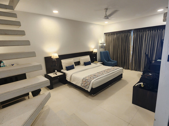 Ginger Goa, Dona Paula主图