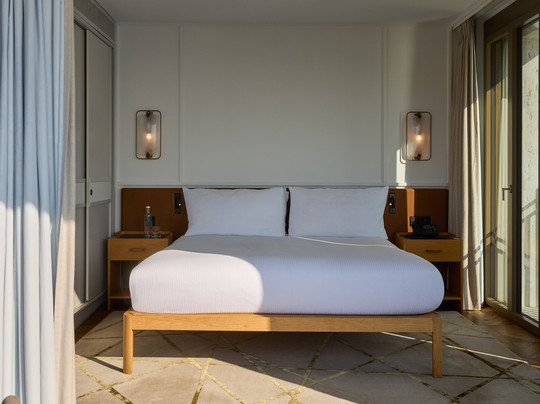 Alex Lake Zürich主图