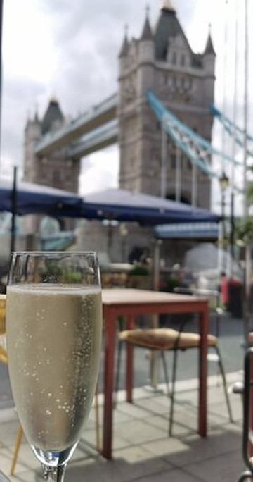 伦敦塔提斯特尔酒店主图