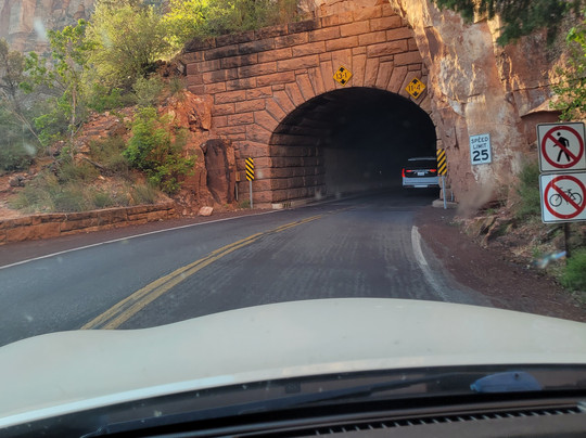 Zion-Mt. Carmel Tunnel-锡安国家公园必去景点