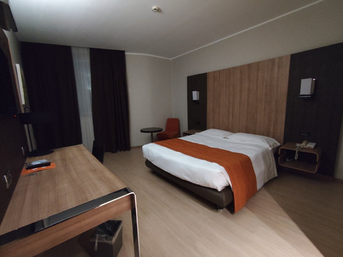 T Hotel Lamezia主图