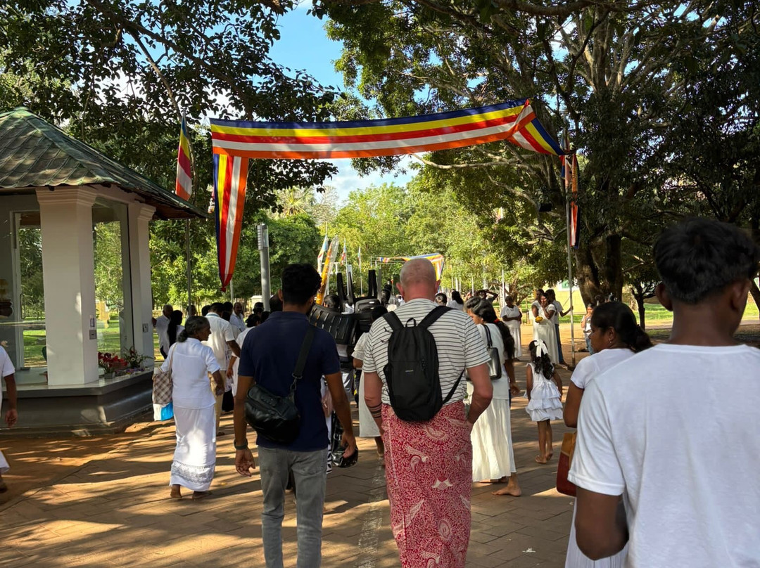 Navin Lanka Tours-阿努拉德普勒圣城必去景点