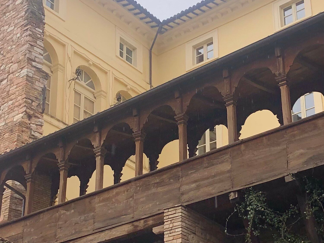 Loggiato Palazzo Urbani-Spello必去景点