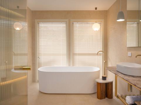 里斯比湾酒店主图