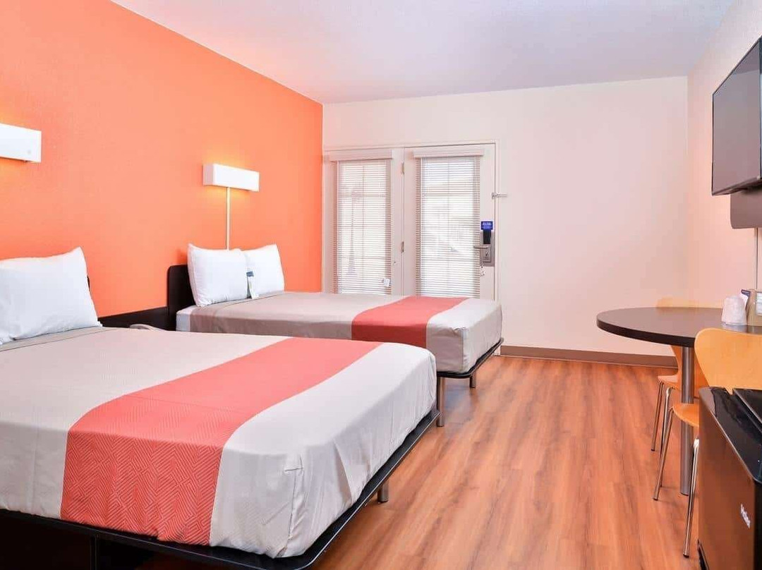 布劳利温德姆戴斯酒店