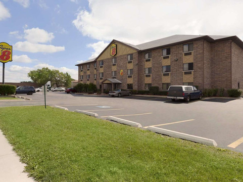 布里奇维尤-芝加哥地区速8酒店