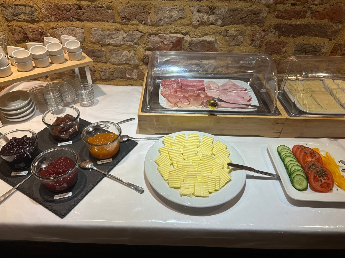 伯格波特齐勒酒店-官方