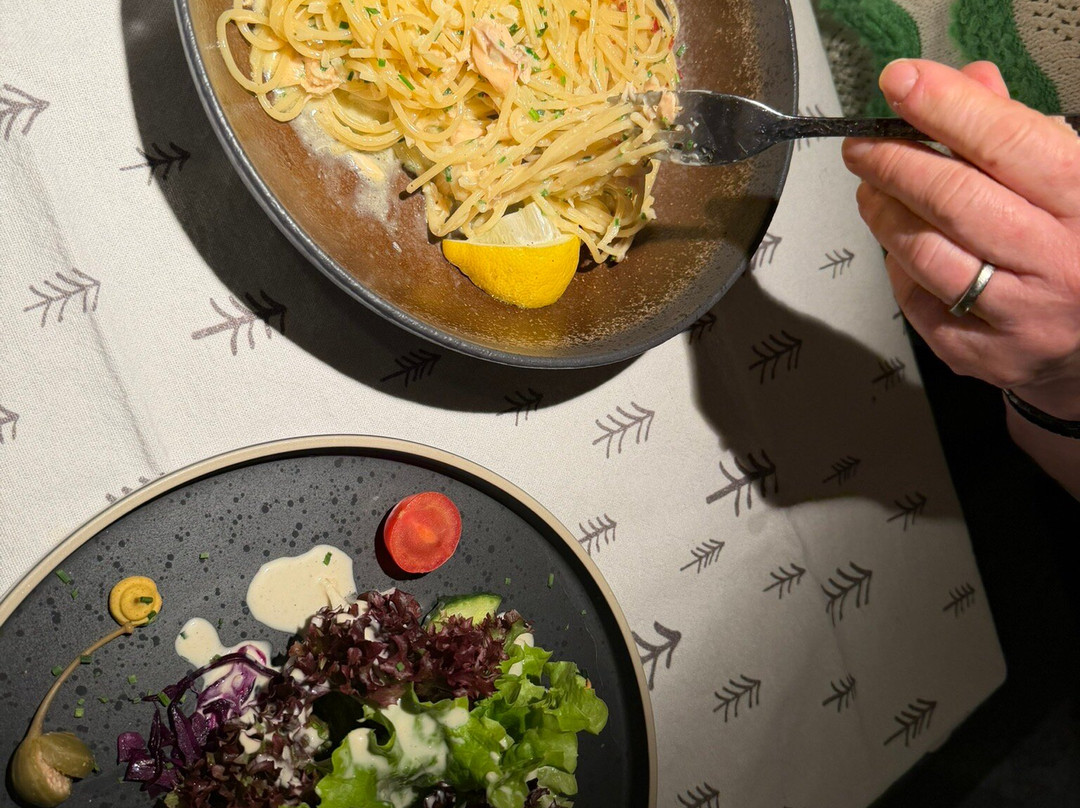 来这屋酒店主图