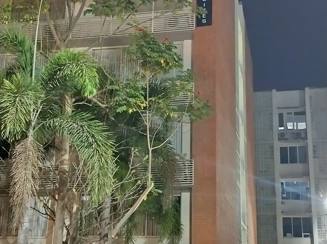 安巴套房酒店主图