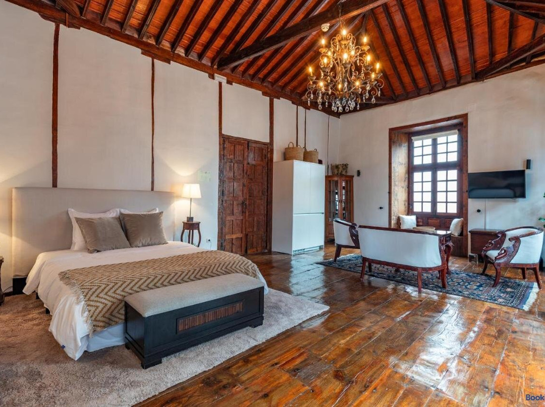 Tizón Suites