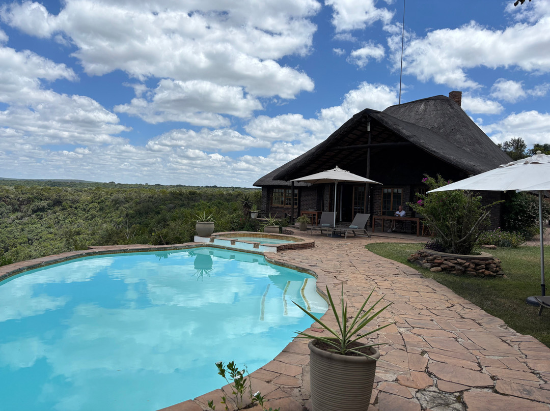 Jembisa Bush Home主图