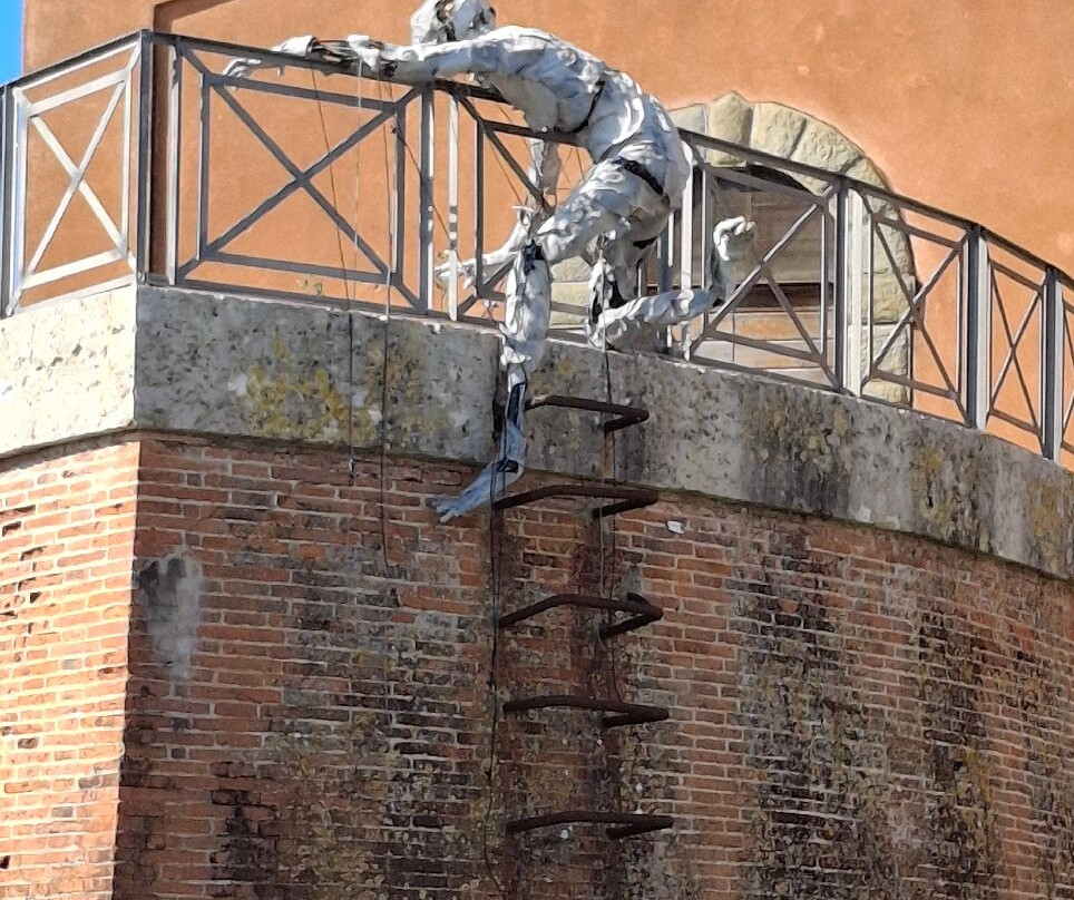 Museo Casa Rossa Ximenes-佩斯卡亚堡必去景点