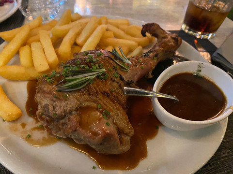 Johnny's Bar & Grill La Cala