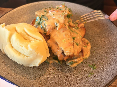 席尔肯汤玛斯酒店主图