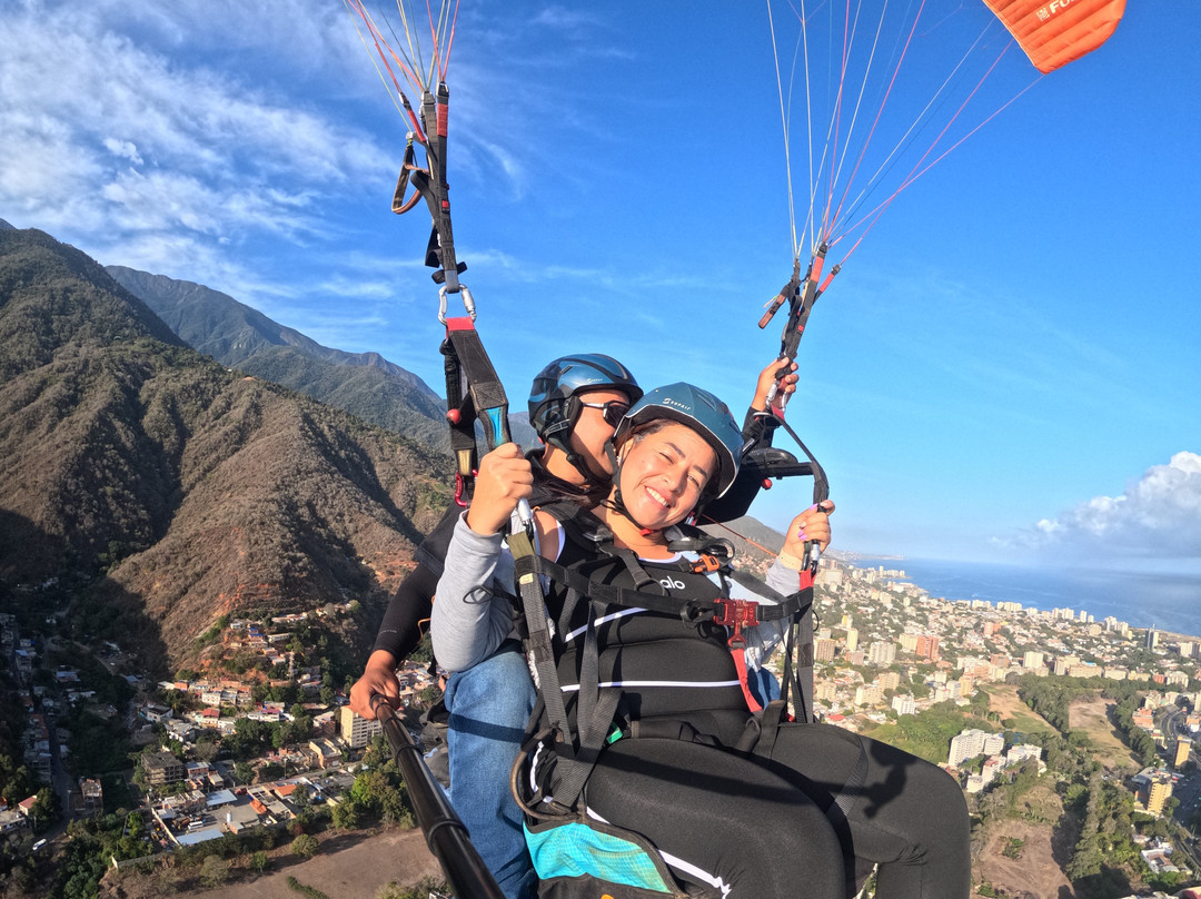 Vive Parapente-加拉加斯必去景点