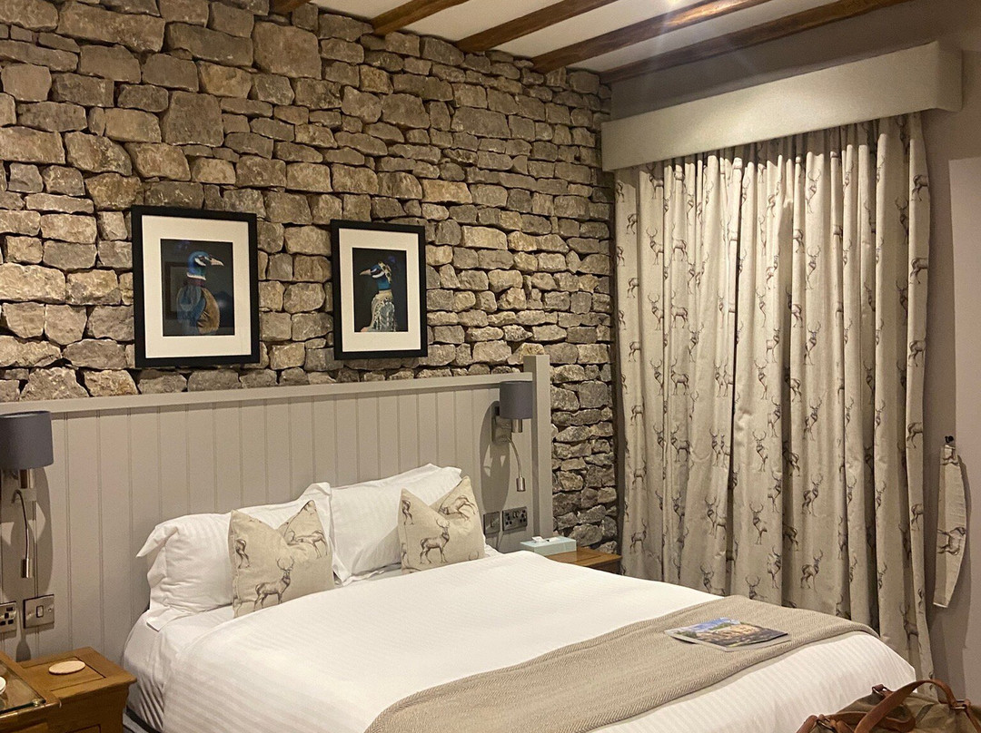 规则霍尔的羊毛旅馆主图