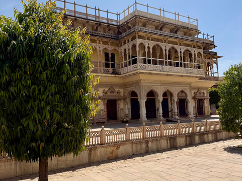 Z India Tours-斋蒲尔必去景点