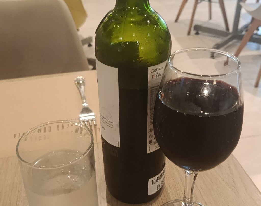 维多利亚雷吉亚酒店主图