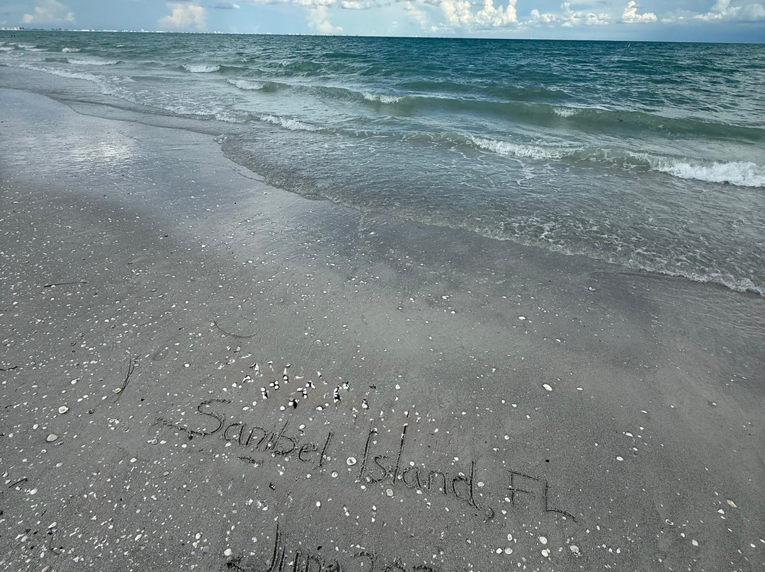 萨尼贝尔岛海滩度假村主图