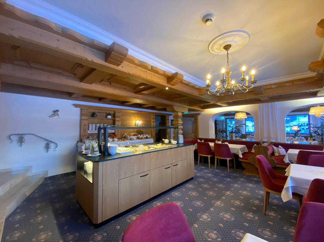 伊丽莎白酒店主图