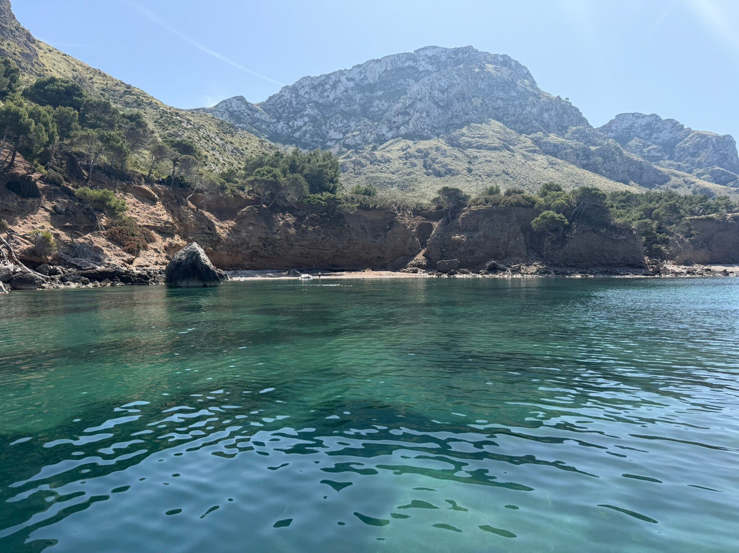 Alcudia Bay Boat Rental-Ca'n Picafort必去景点
