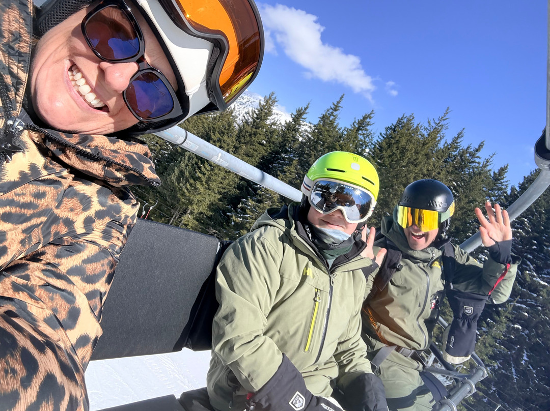 The Snow School-梅瑞贝尔必去景点