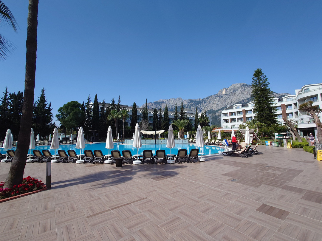 费穆古努克酒店主图