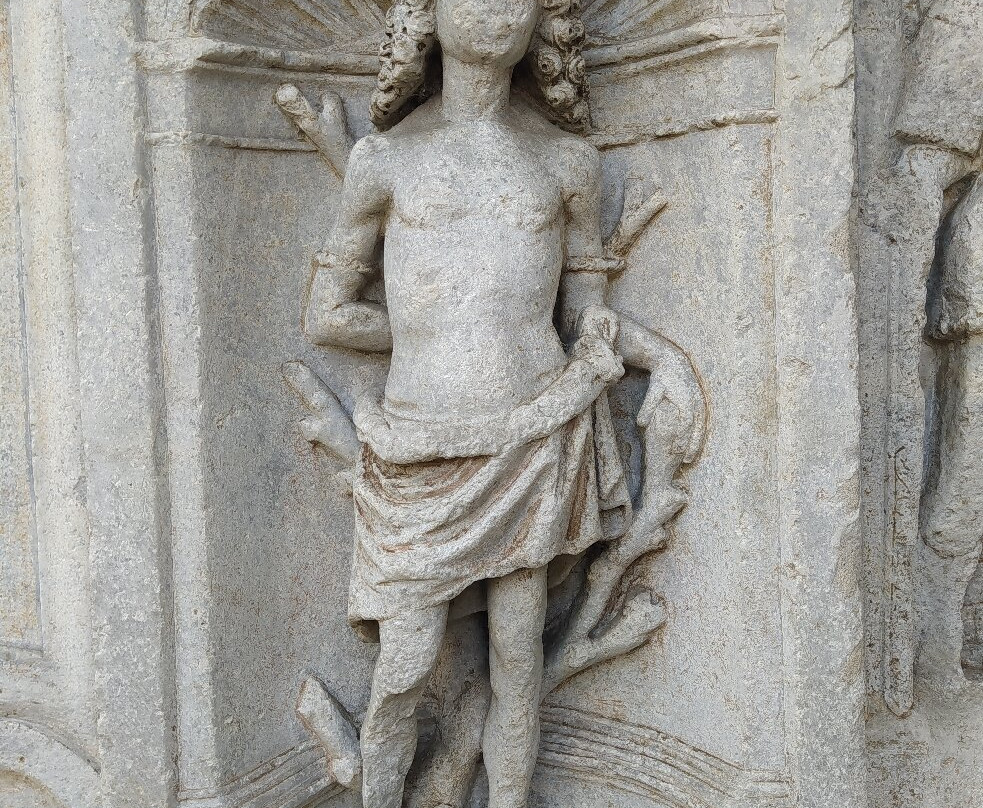 Chiesa di S. Giovanni-Torno必去景点