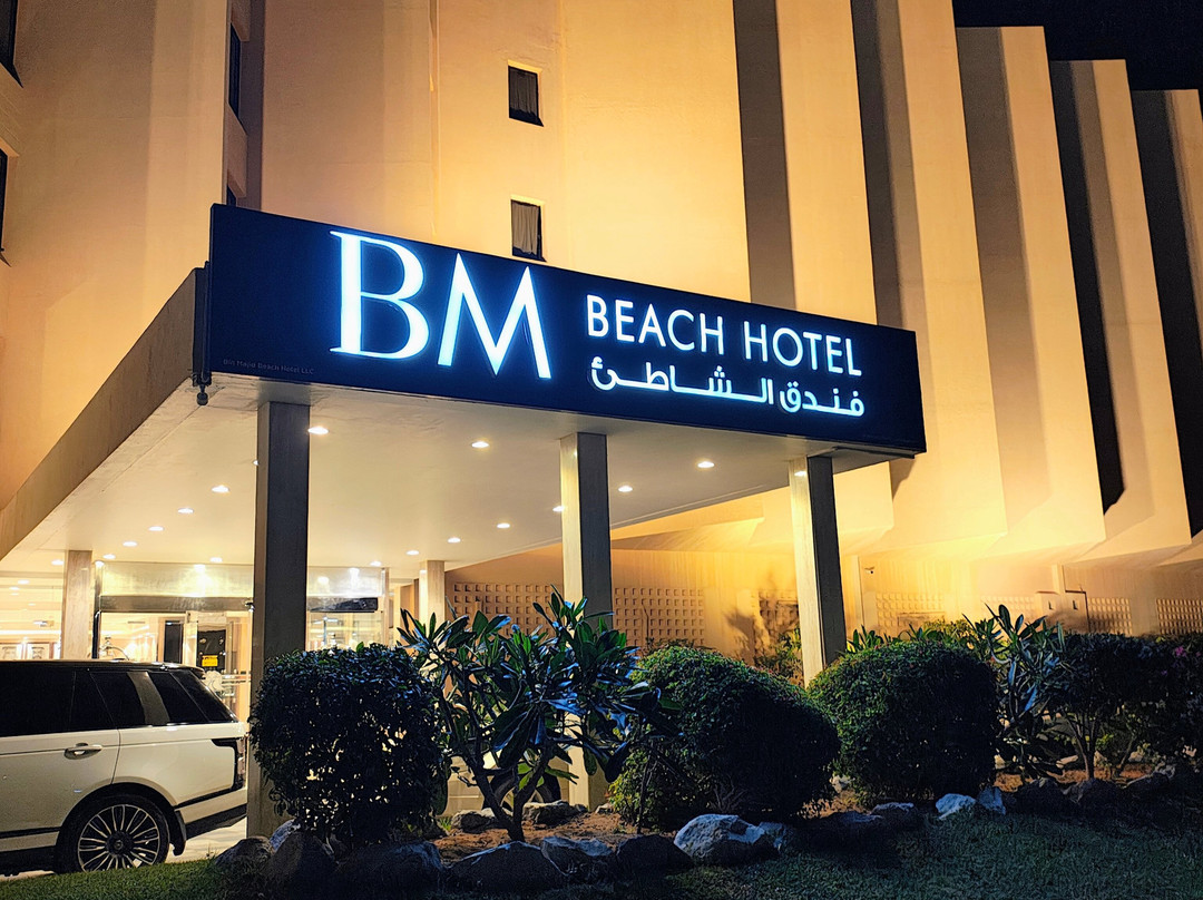 BM海滩酒店主图