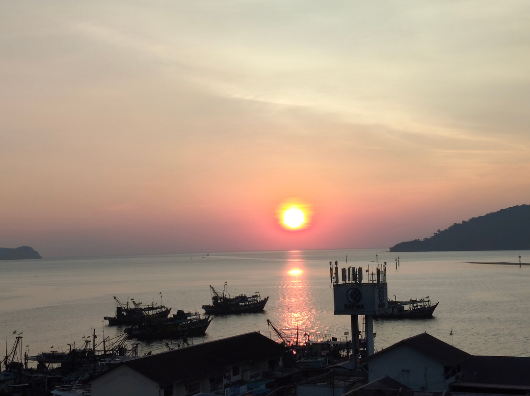哥打京那巴鲁馨乐庭海滨酒店公寓主图
