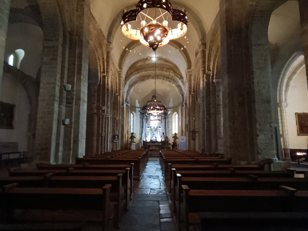 Elne Cathedral and Cloister-Elne必去景点