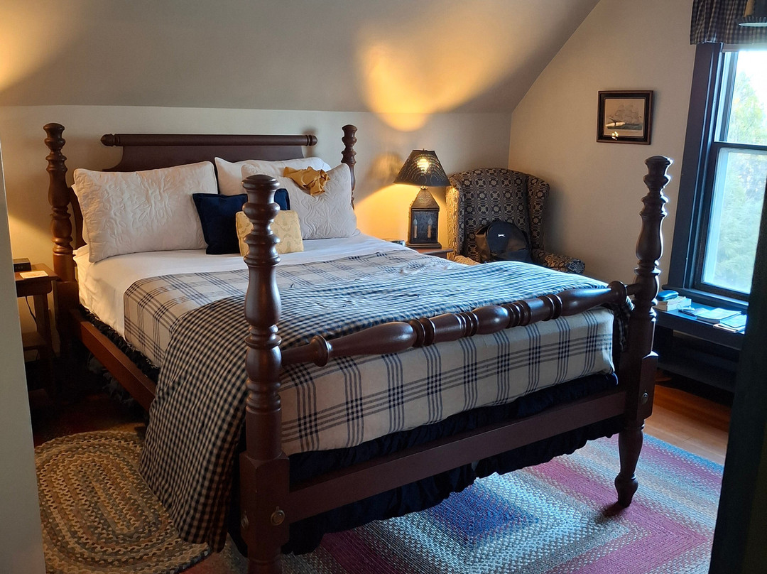 Timbercliffe Cottage Inn主图