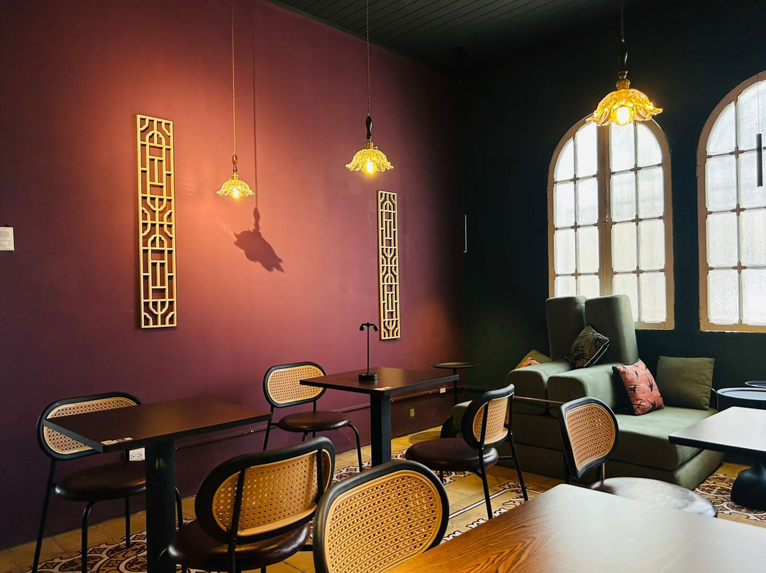 Yoté Tea Bar & Asian Bistro