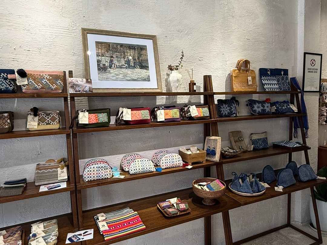 Her Works Vientiane Flagship Store-万象必去景点