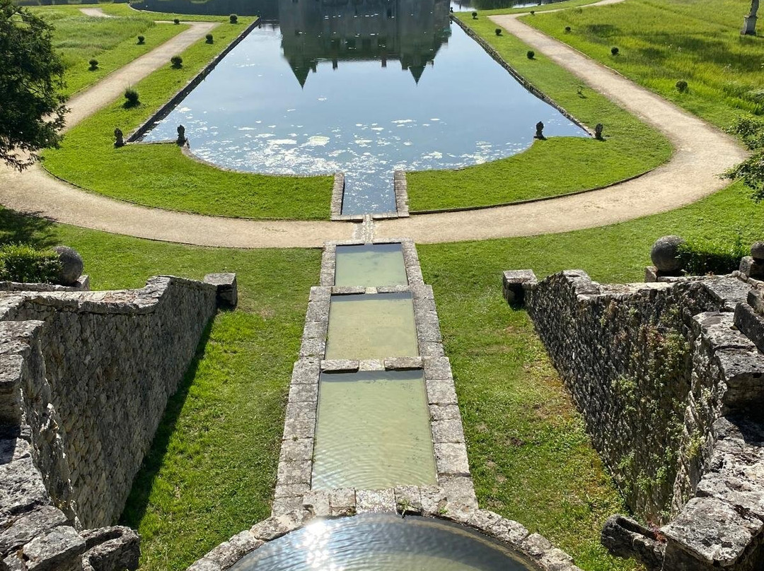 Château de La Roche Courbon-Saint Porchaire必去景点