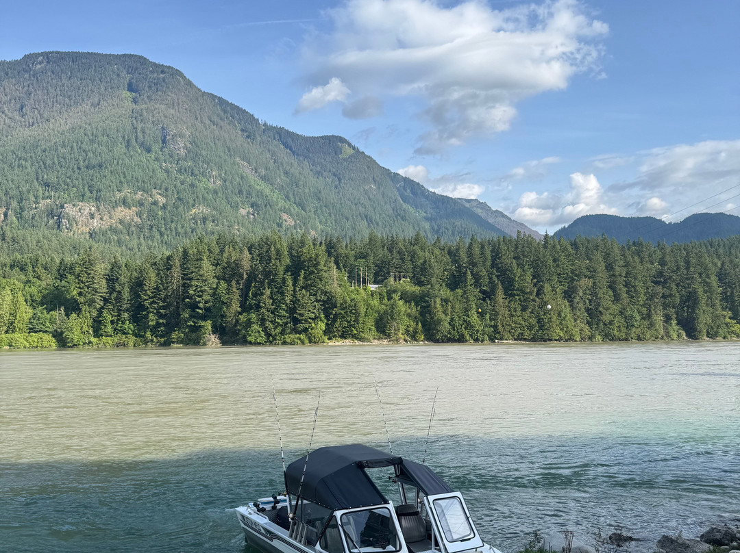 Great River Fishing Adventures-奇利瓦克必去景点