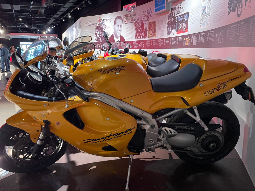 Triumph Factory Visitor Experience-欣克利必去景点