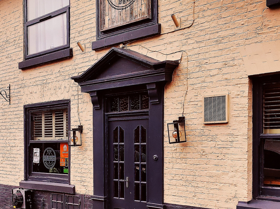 Pepper Street Rooms