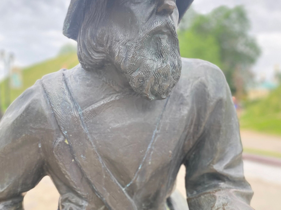Sculpture Wanderer-Dmitrov必去景点