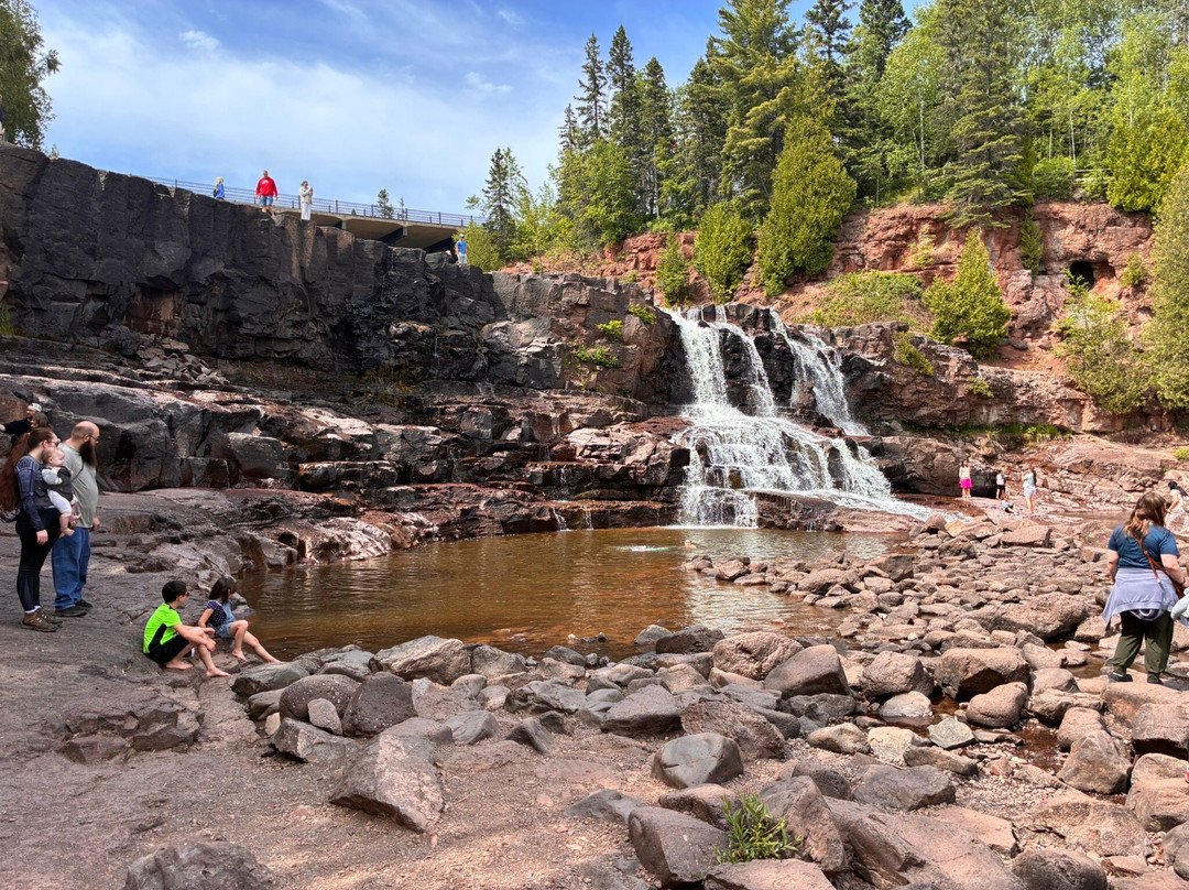 Gooseberry Falls State Park-Two Harbors必去景点