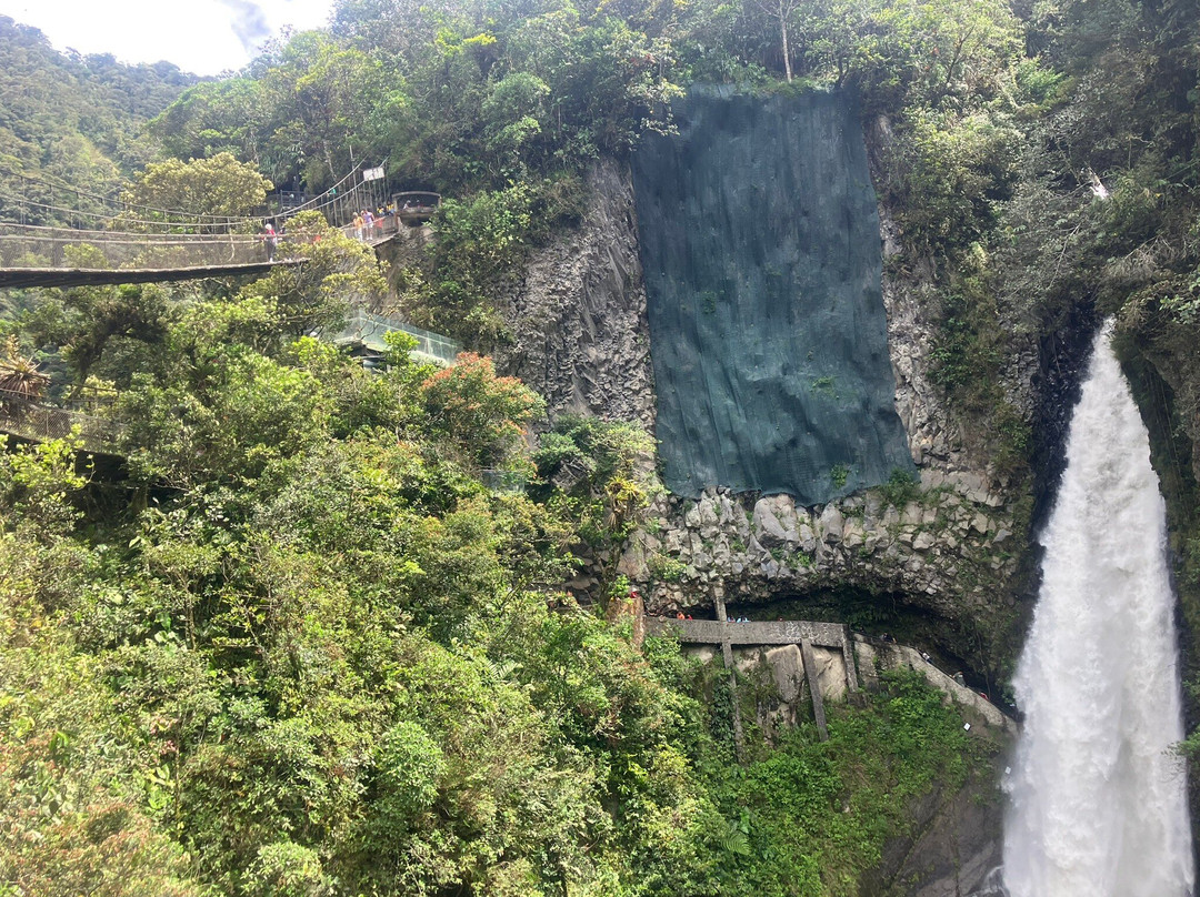 Ruta de las cascadas-巴尼奥斯必去景点