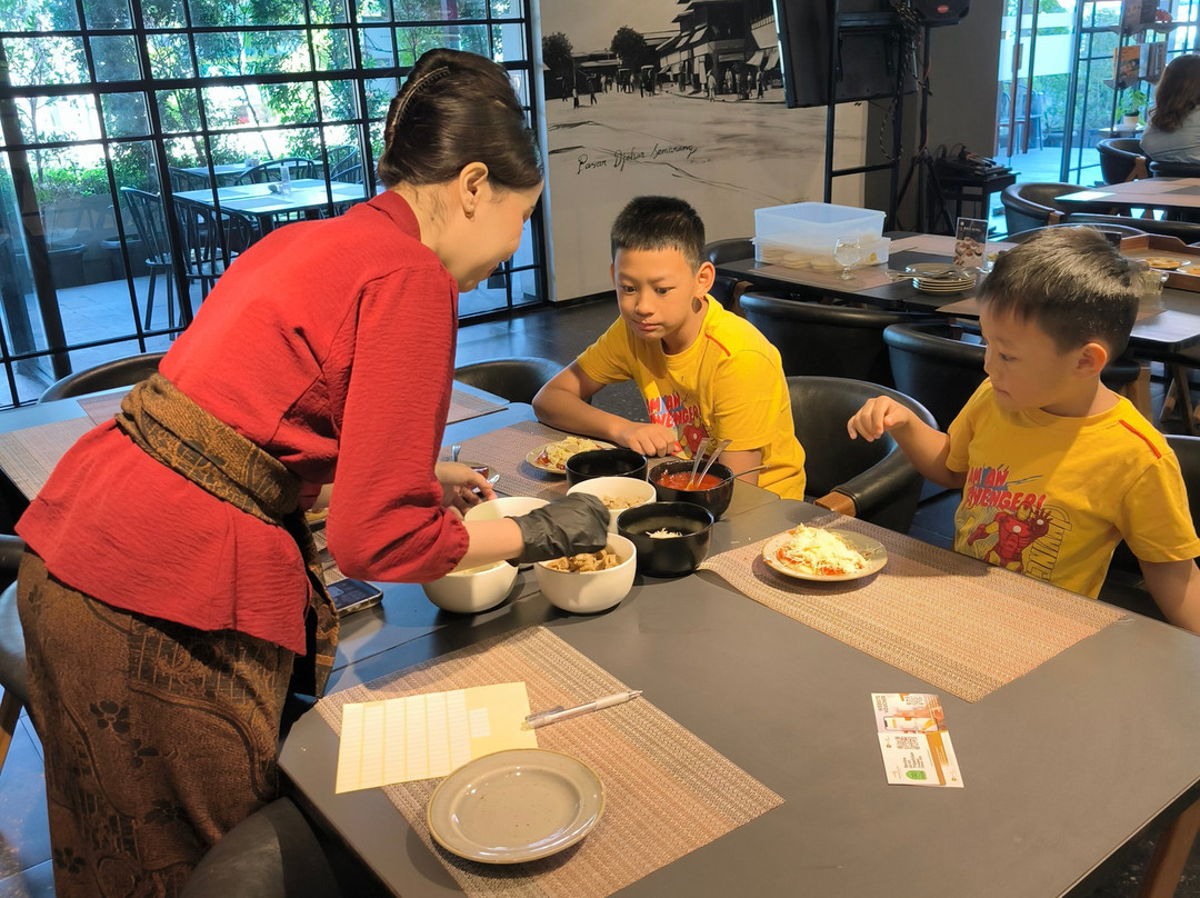 三宝拢科塔拉玛地铁公园景观酒店主图