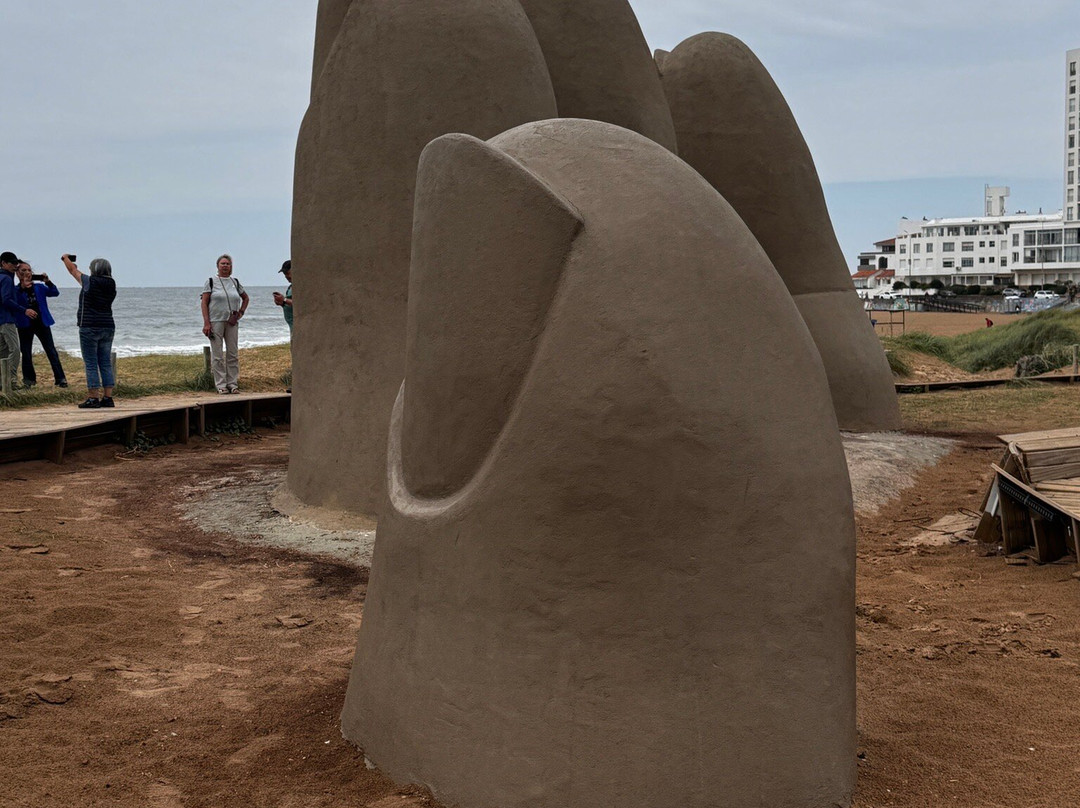 Mano de Punta del Este-埃斯特角城必去景点