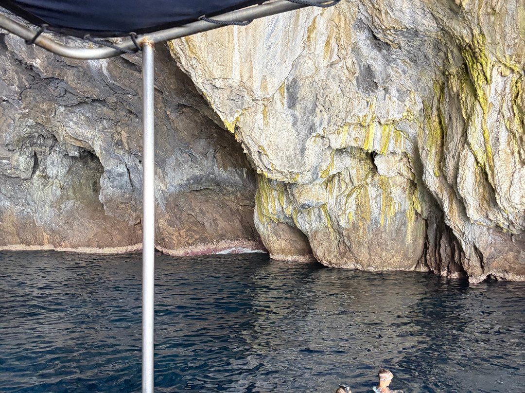 Glass Bottom Boat Chytra-Kythira必去景点