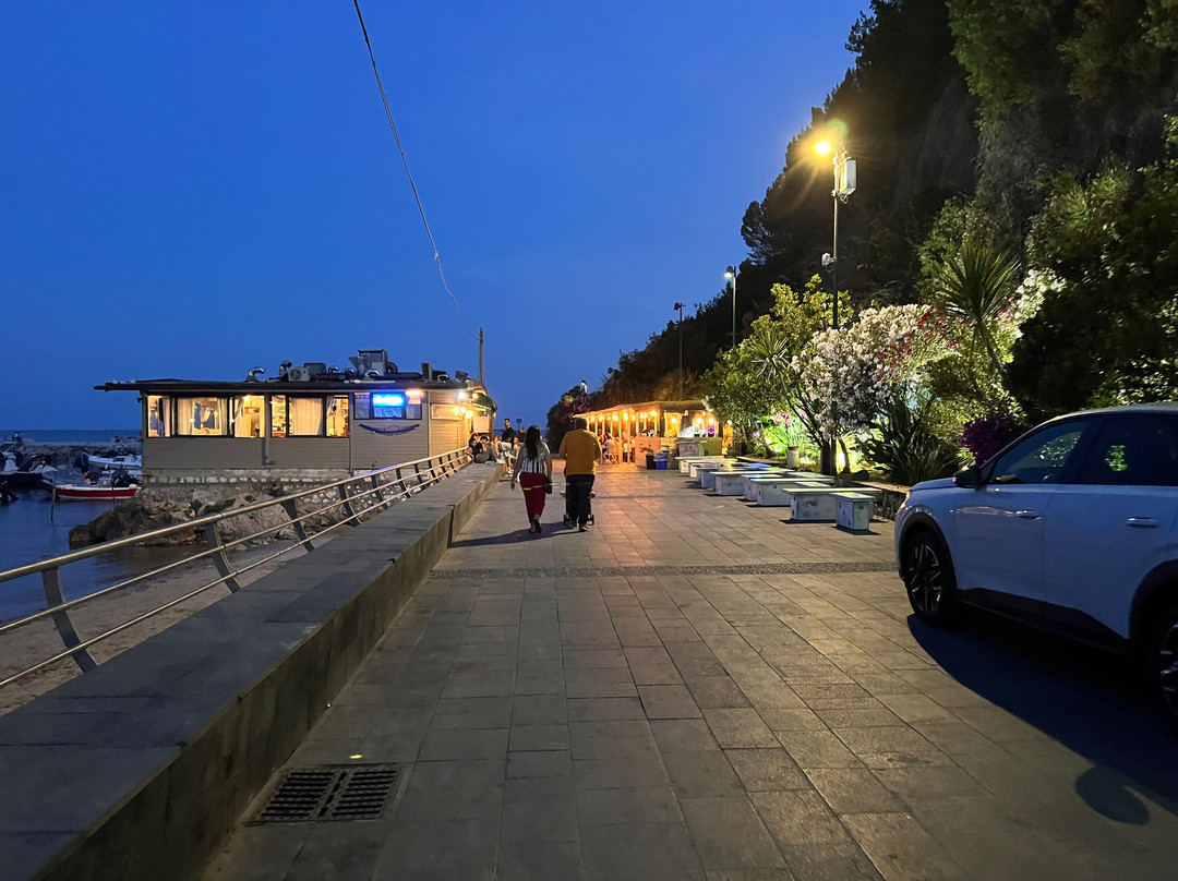 Lo Scoglio Live Music Pub-Scauri必去景点