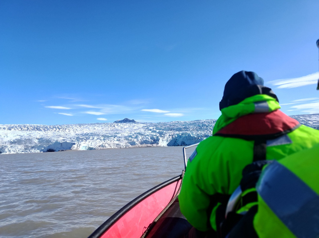Grumant Arctic Travel Company-巴伦支小镇必去景点