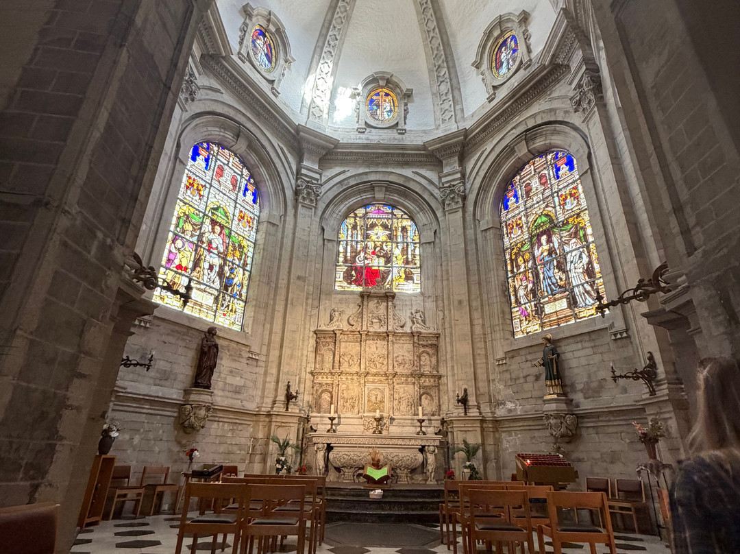 圣弥额尔圣古都勒主教座堂（Cathedrale St-Michel et Ste-Gudule）-布鲁塞尔必去景点