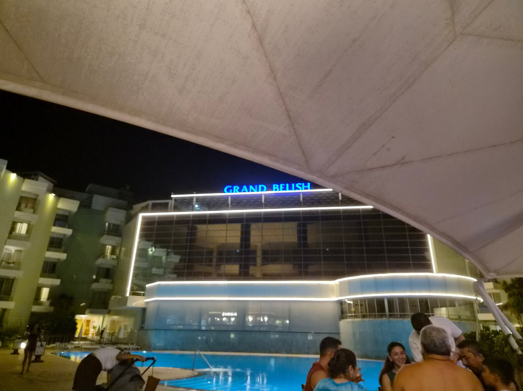 大贝利西酒店主图