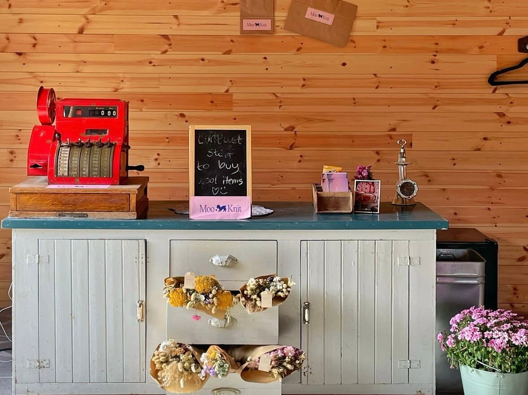 Ryten & Kvalvika Trail Farm - Cafe & Pizzeria